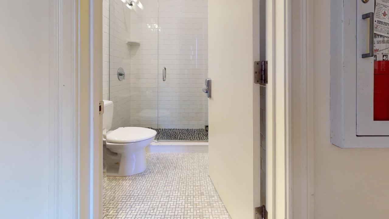 Charming Studio In Boston Brownstone, C. Ave #33 Kültér fotó